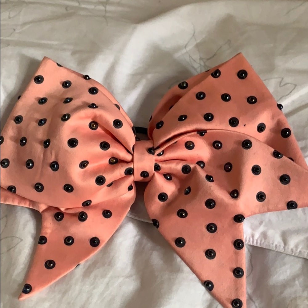 Bows of london cheer bow